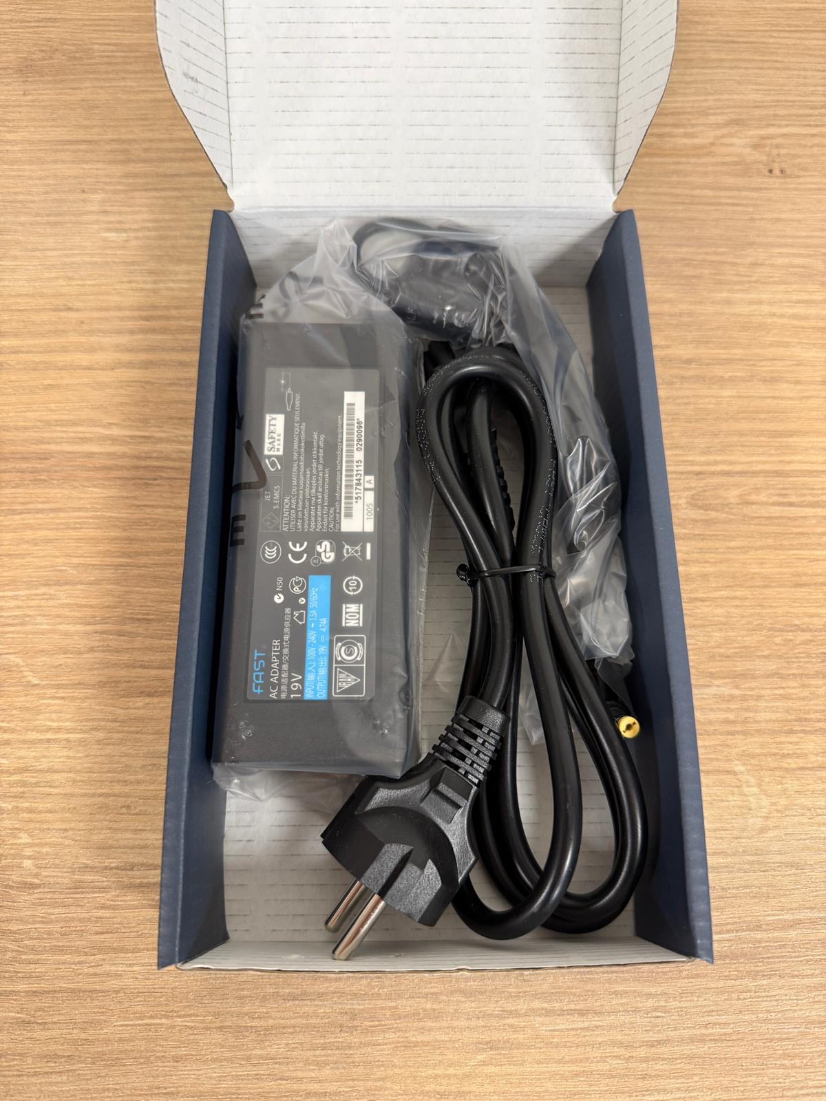 Acer Laptop Notebook Adaptör 19V 4,74A - Kalın Uç